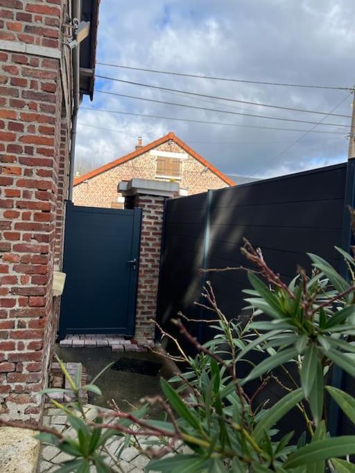 La Petite Maison Vermand Eksteriør bilde